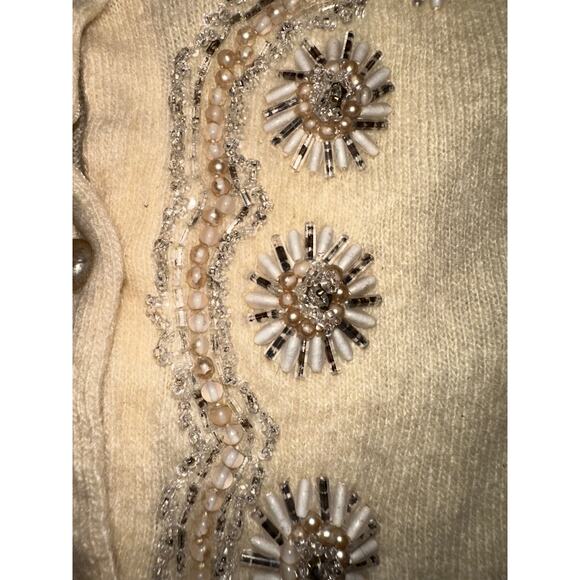 VINTAGE 50'S 60'S BONNIE BRIAR 100% CASHMERE BEADED PEARLS CARDIGAN SWEATER - Picture 7 of 11